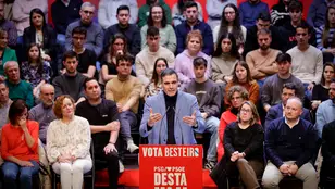 Imagen de archivo del presidente del Gobierno y secretario general del PSOE, Pedro Sánchez, en el mitin electoral. 