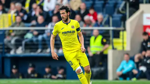 El mediocentro del Villareal Daniel Parejo El mediocentro del Villareal Daniel Parejo