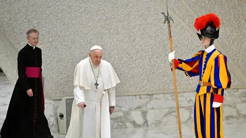 El papa presidirá la Vigilia del Sábado Santo después de renunciar al via crucis El papa presidirá la Vigilia del Sábado Santo después de renunciar al via crucis