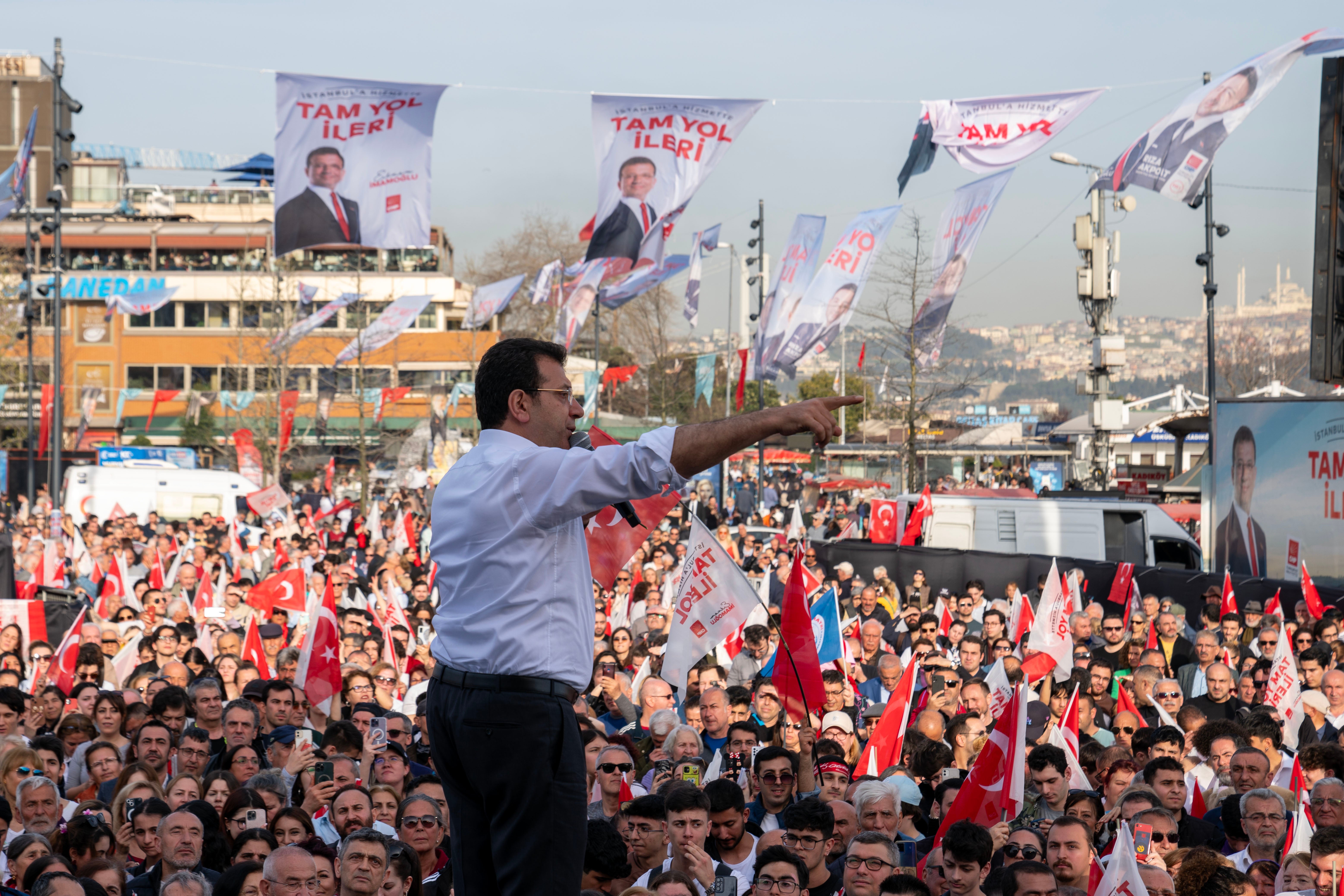 Revés para Erdogan en las elecciones municipales turcas: la oposición puede gobernar en Ankara y Estambul Revés para Erdogan en las elecciones municipales turcas: la oposición puede gobernar en Ankara y Estambul
