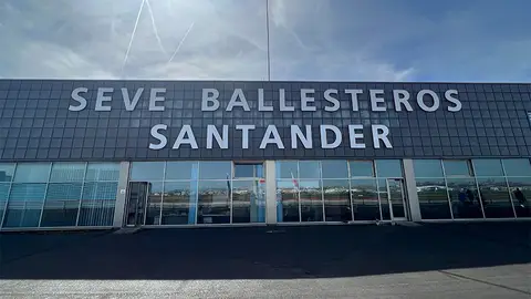 Aeropuerto Seve Ballesteros Aeropuerto Seve Ballesteros