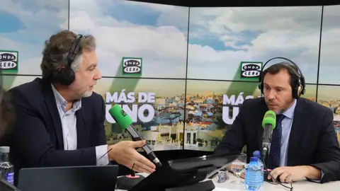 El ministro de Transportes y Movilidad Sostenible, Óscar Puente, en 'Más de uno' con Carlos Alsina El ministro de Transportes y Movilidad Sostenible, Óscar Puente, en 'Más de uno' con Carlos Alsina