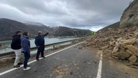 Corte carretera Güejar Sierra Corte carretera Güejar Sierra