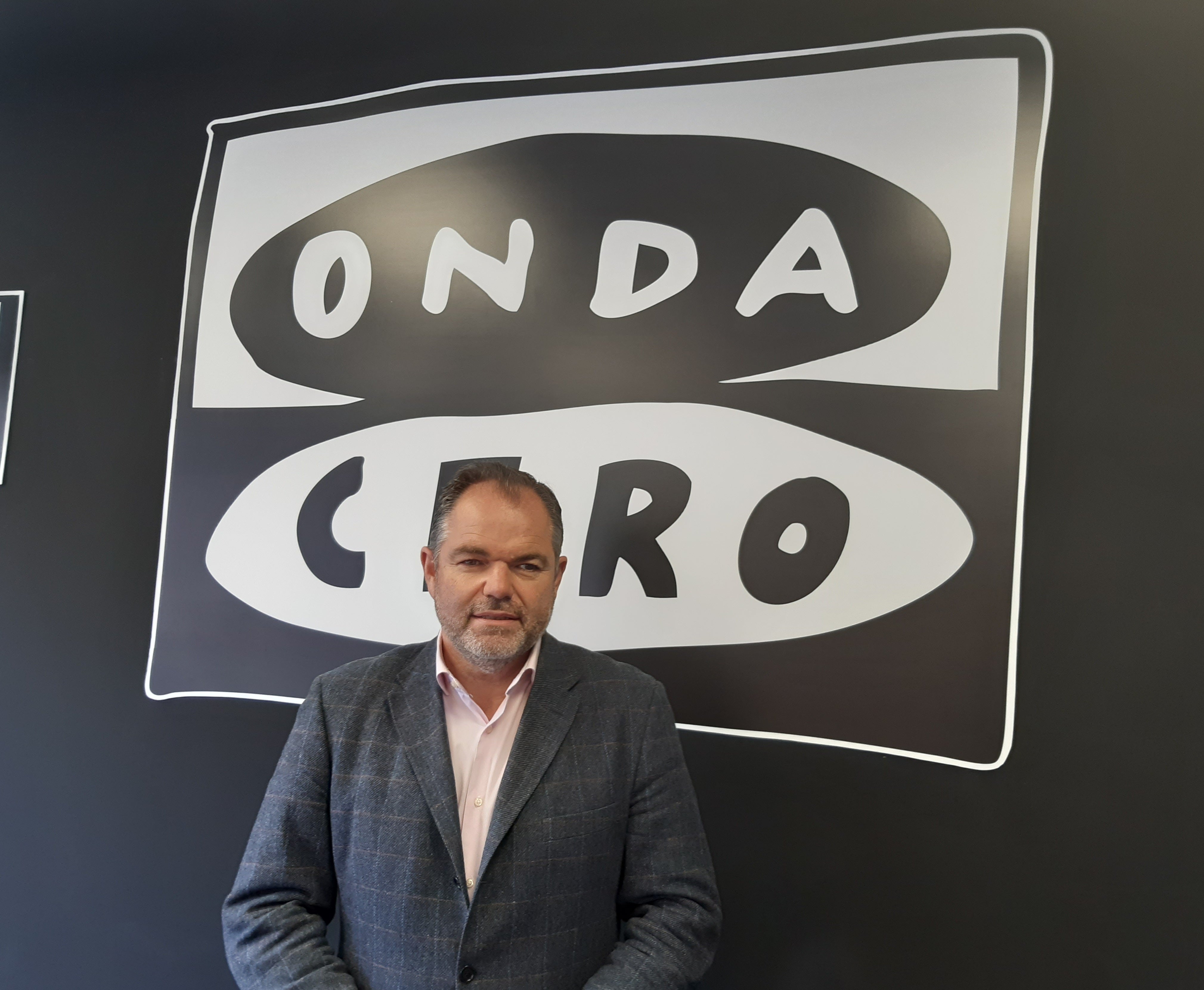 Carlos Paniceres: "confío en que la línea Asturias-Madrid sea declarada de servicio público" Carlos Paniceres: "confío en que la línea Asturias-Madrid sea declarada de servicio público"