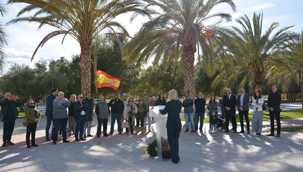 Acto de Vox Elda en memoria de Miguel Mateo, agente d ela Guardia Civil asesinado por ETA. 
