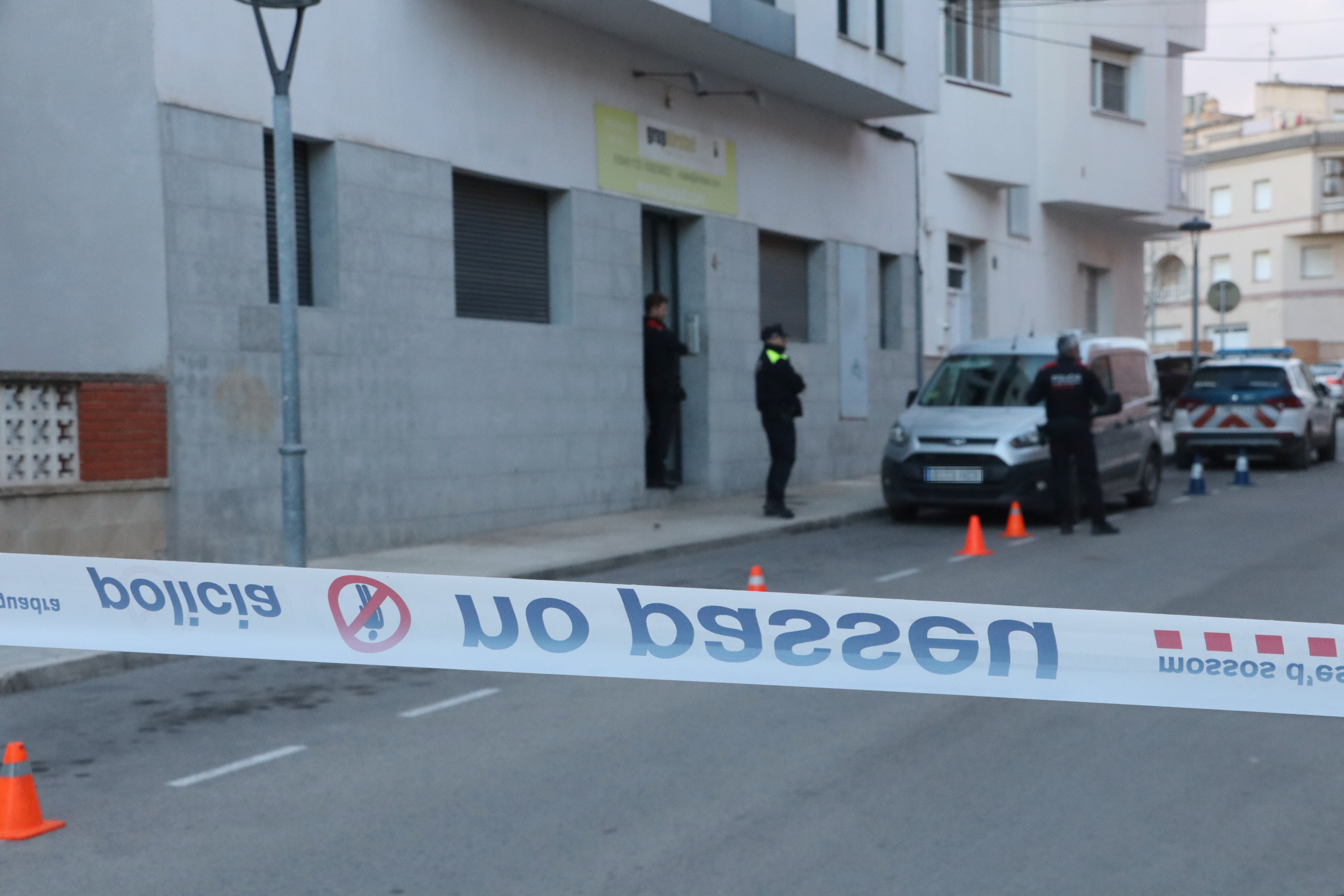 L'Ajuntament d'Amposta decreta tres dies de dol L'Ajuntament d'Amposta decreta tres dies de dol