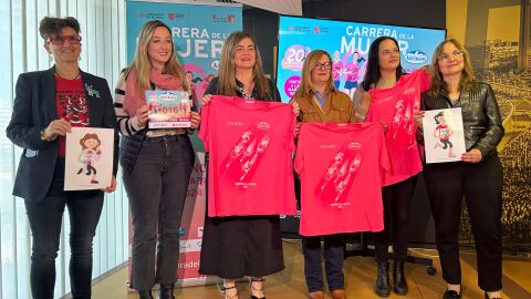 Presentación oficial de la Carrera de la Mujer en la Fundación Deportiva Municipal de València