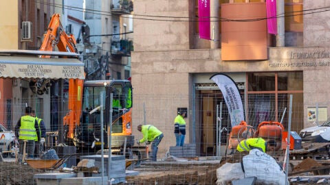 Imagen de archivo de unos trabajadores de la construcci&oacute;n en M&eacute;rida.