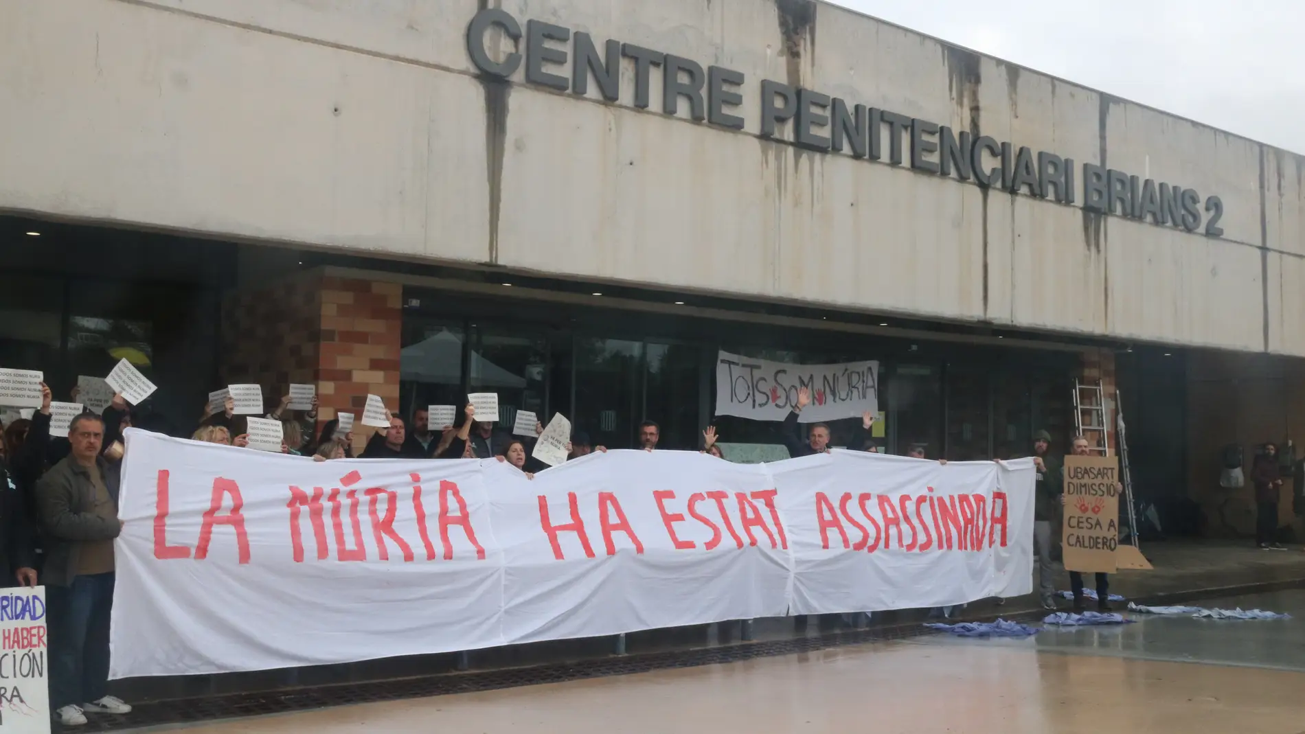 Una de les protestes que es van fer a les presons arran de l'assassinat d'una treballadora a Mas d'Enric