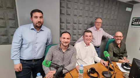 La Vega Baja apuesta por la recogida de residuos puerta a puerta como método de reciclaje en origen de Daya Vieja a Dolores Tertulia comarcal