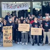 Concentración de funcionarios de prisiones para reclamar más medidas de seguridad y en solidaridad con Núria, la cocinera asesinada Concentración de funcionarios de prisiones para reclamar más medidas de seguridad y en solidaridad con Núria, la cocinera asesinada