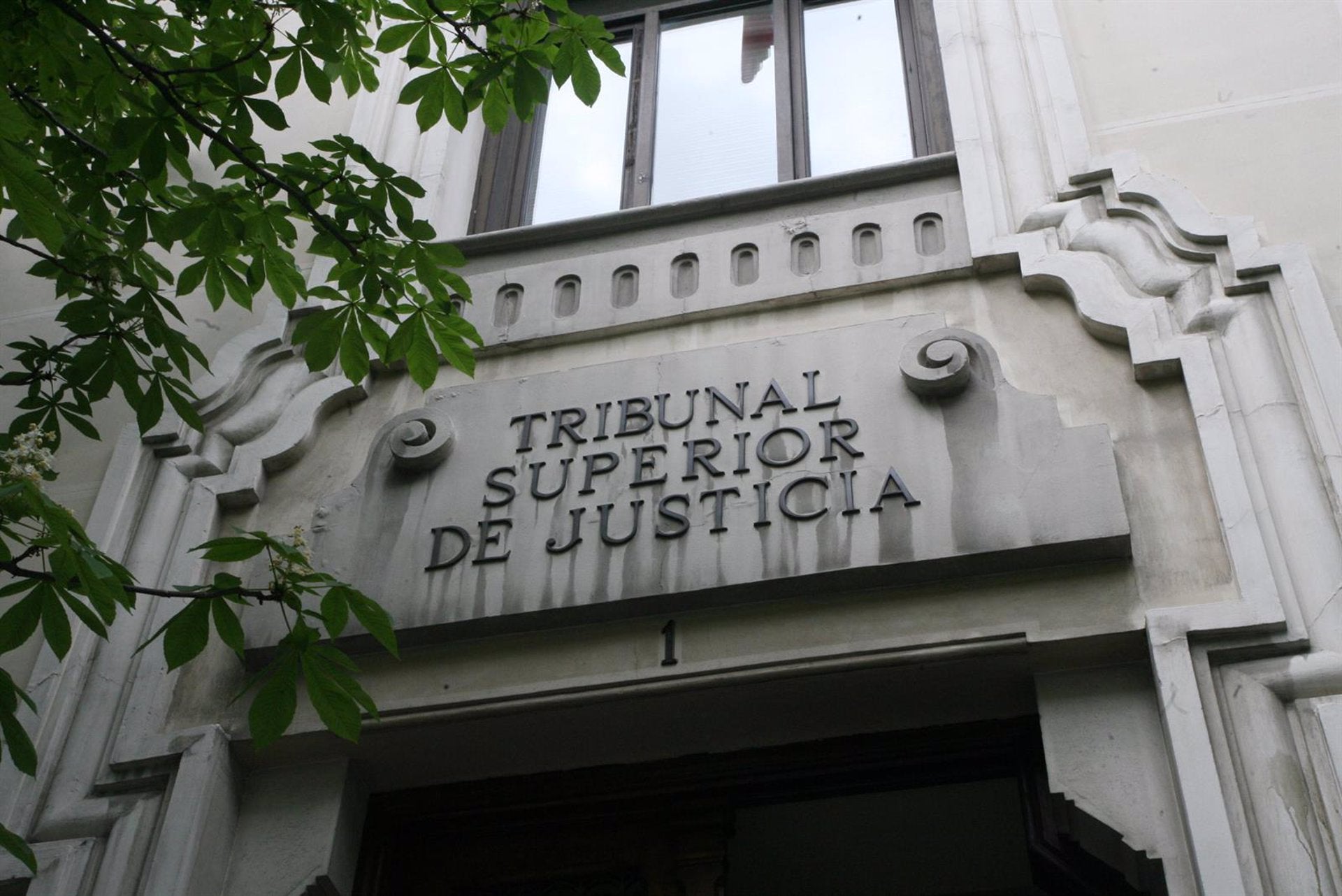 La pareja de Ayuso se querella contra la fiscal jefe de Madrid por supuesta revelación de secretos La pareja de Ayuso se querella contra la fiscal jefe de Madrid por supuesta revelación de secretos