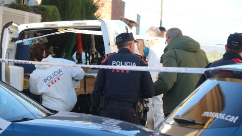 Hallan un menor de 5 años muerto y a su madre herida en Bellcaire d&#39;Empordà