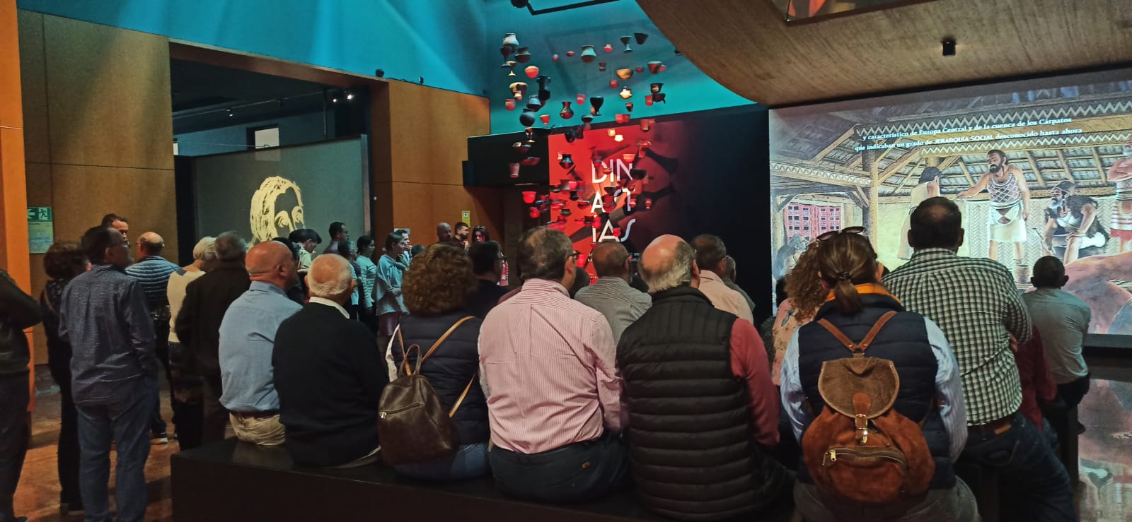 Más de 3.000 personas han visitado ya la nueva exposición 'Dinastías' en el MARQ Más de 3.000 personas han visitado ya la nueva exposición 'Dinastías' en el MARQ