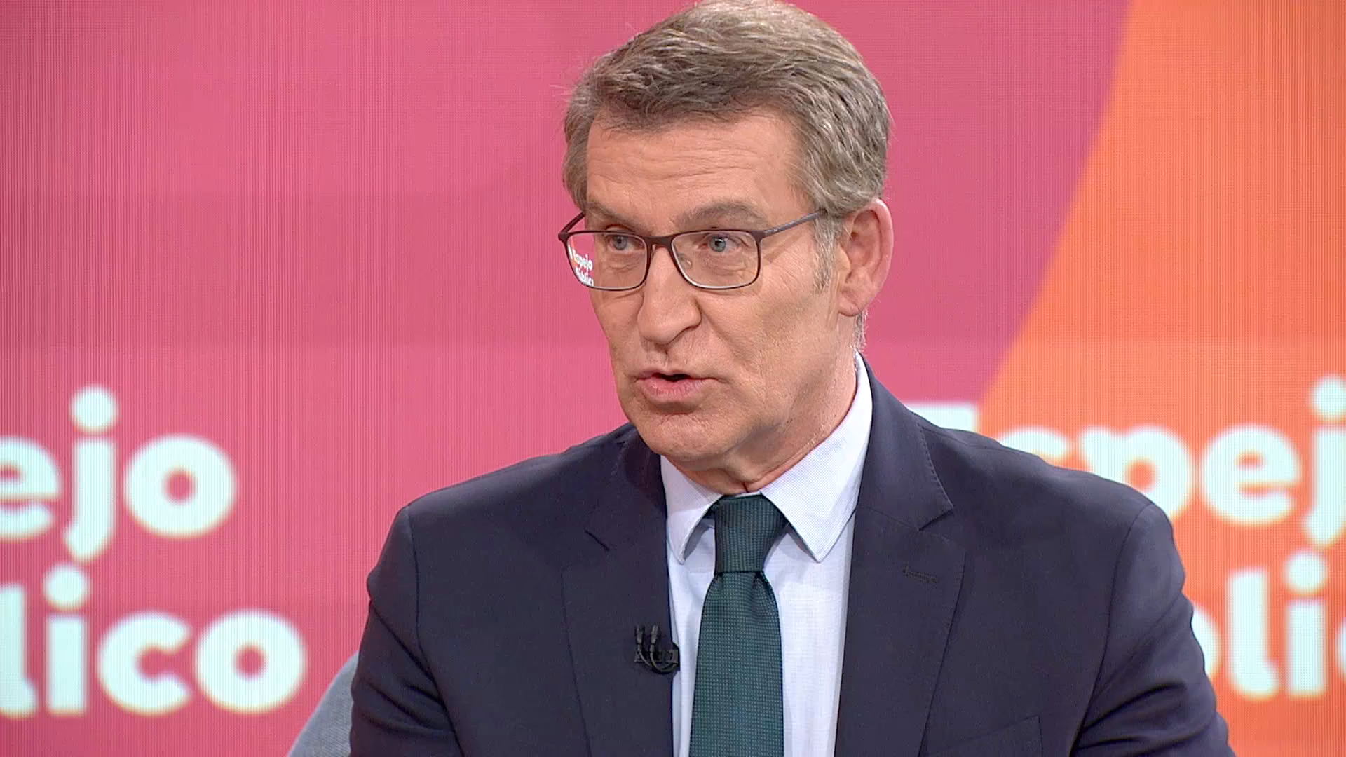Feijóo rechaza el referéndum propuesto por Aragonès: "No cabe ni a la canadiense, ni a la escocesa, ni a la gallega" Feijóo rechaza el referéndum propuesto por Aragonès: "No cabe ni a la canadiense, ni a la escocesa, ni a la gallega"