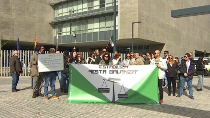 Desprotegidex solicita una reunión a Guardiola para que les entregue el informe jurídico al que aduce para no cambiar la oposición Desprotegidex solicita una reunión a Guardiola para que les entregue el informe jurídico al que aduce para no cambiar la oposición