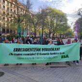 Reivindicación de las trabajadoras frente al Parlamento de Navarra