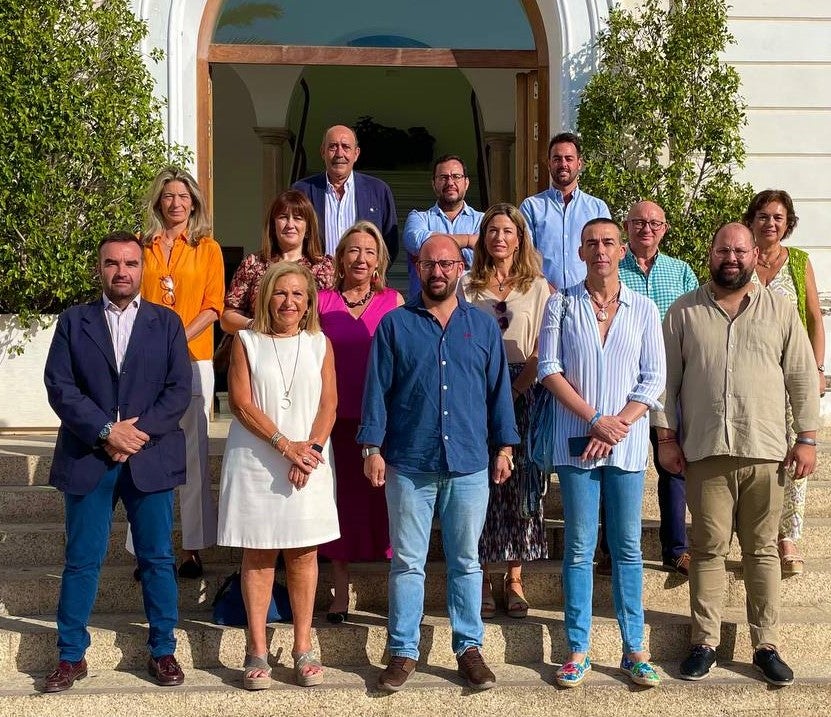 El Gobierno de El Puerto se reformula ante el reto de la declaración de 'Gran Ciudad' El Gobierno de El Puerto se reformula ante el reto de la declaración de 'Gran Ciudad'