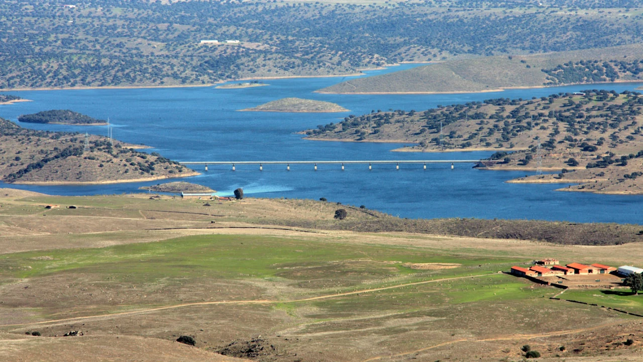 El nivel del embalse de La Serena, el mayor de España y tercero de Europa, subió 5,64 metros gracias a la borrasca "Nelson"
