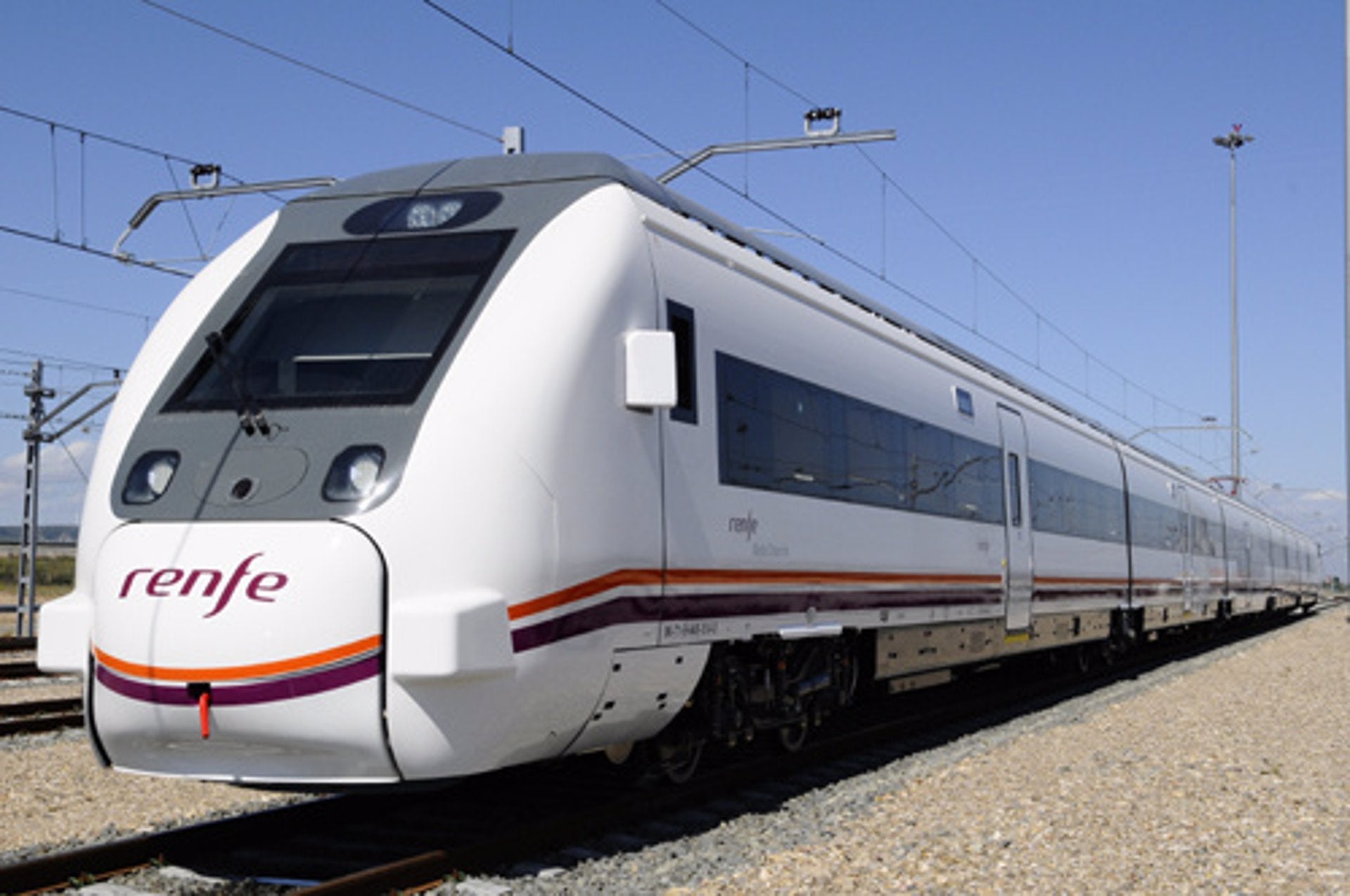 Renfe daba por concluido hoy lunes, el Plan Alternativo de Transportes por carretera en el servicio ferroviario Mérida-Cáceres Renfe daba por concluido hoy lunes, el Plan Alternativo de Transportes por carretera en el servicio ferroviario Mérida-Cáceres