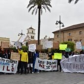 Migrantes y sociedad civil se concentran en Mérida para alertar que el nuevo pacto migratorio "legitima" las deportaciones masivas