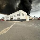Incendio Cecotec en Sollana