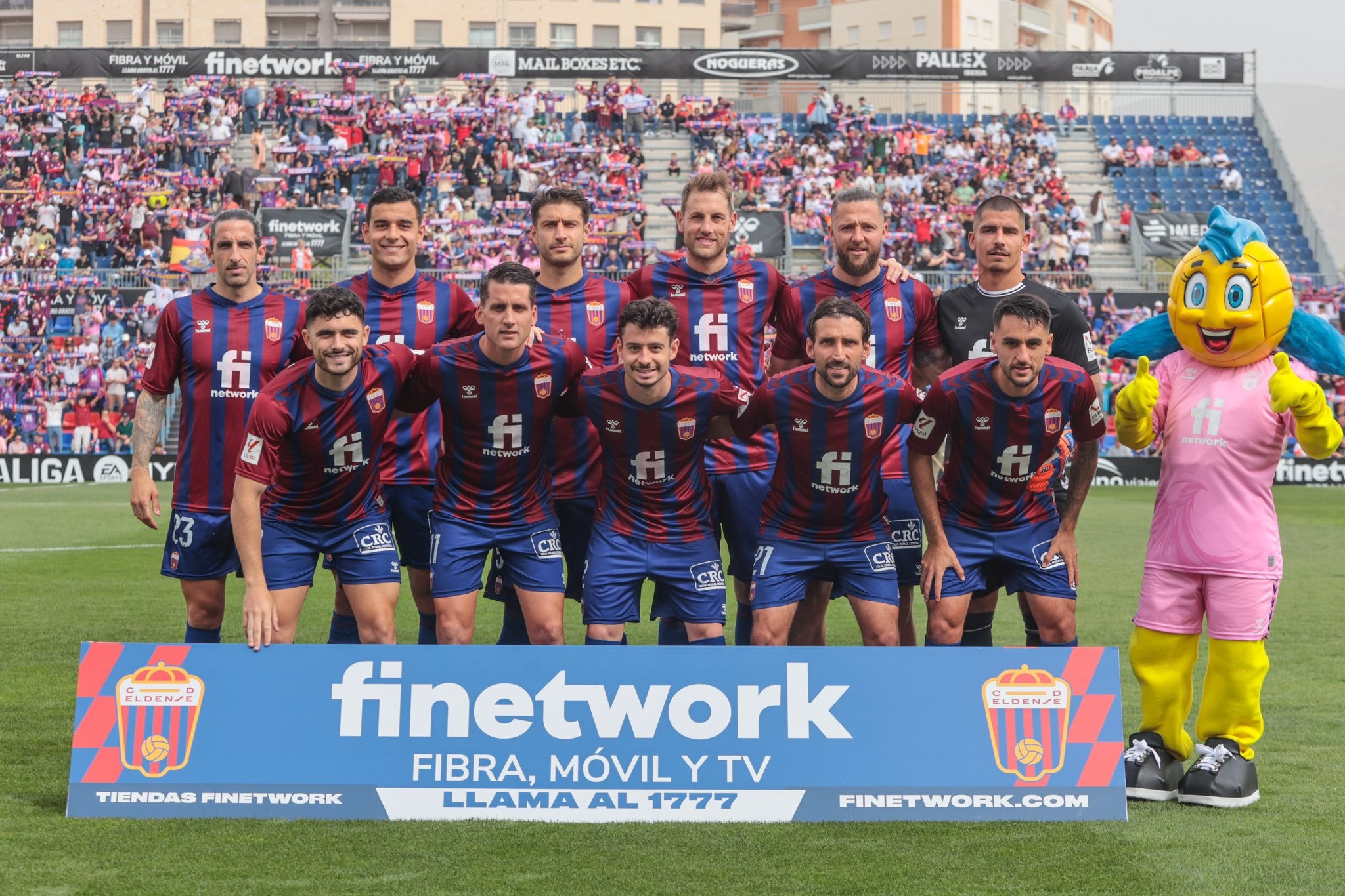 El Eldense se juega la permanencia ante cuatro equipos que buscan el playoff de ascenso El Eldense se juega la permanencia ante cuatro equipos que buscan el playoff de ascenso