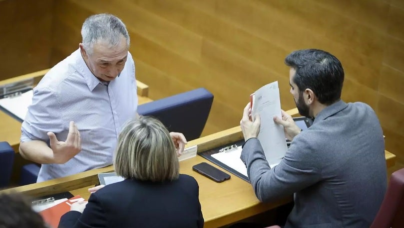 PSPV y Compromís ven en la declaración de Zaplana por Erial el juicio a "toda una época del PP" en la Comunitat PSPV y Compromís ven en la declaración de Zaplana por Erial el juicio a "toda una época del PP" en la Comunitat