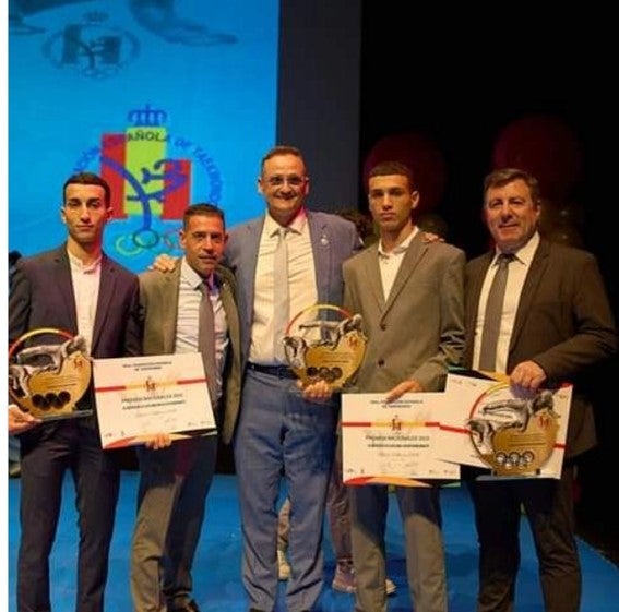 Los hermanos vileros Talhaoui Kabil, mejores deportistas de Taekwondo en 2023 Los hermanos vileros Talhaoui Kabil, mejores deportistas de Taekwondo en 2023