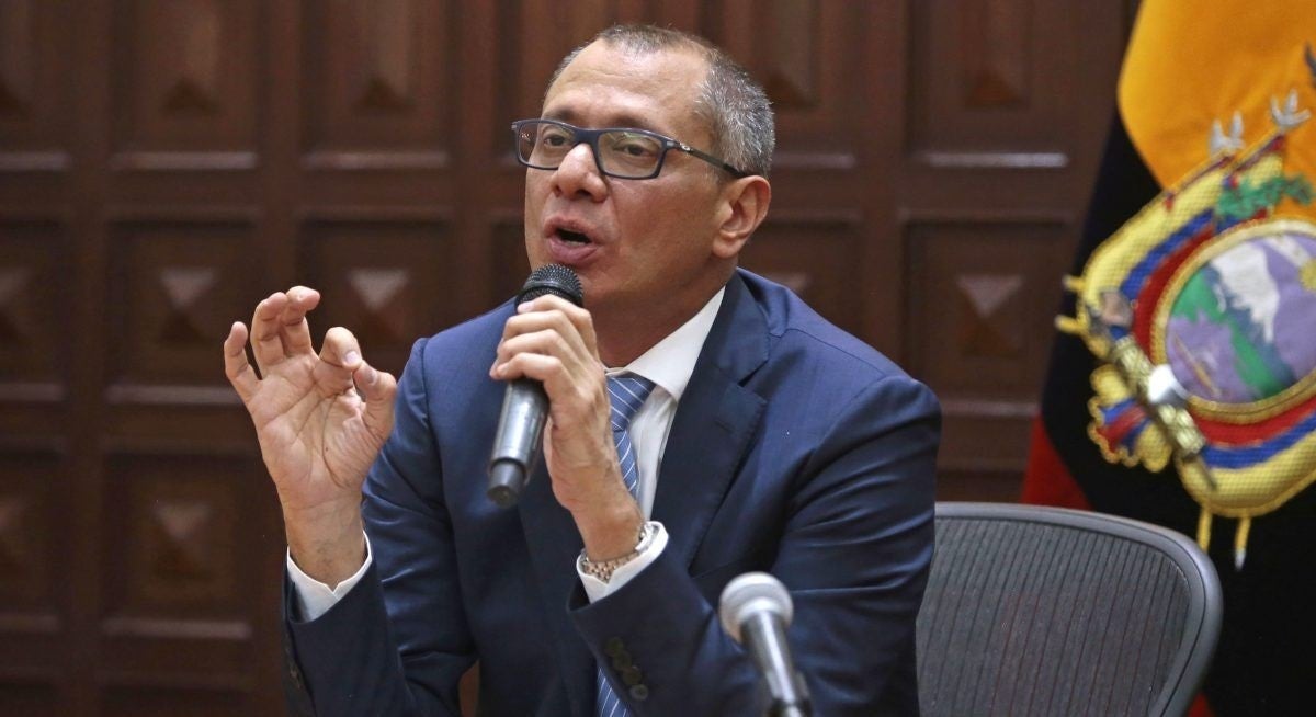 Jorge Glas, hospitalizado tras negarse a comer en prisión Jorge Glas, hospitalizado tras negarse a comer en prisión
