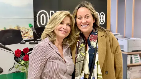 Mar Abad La colaboradora de Onda Cero, Puri Cánovas con Mar Abad