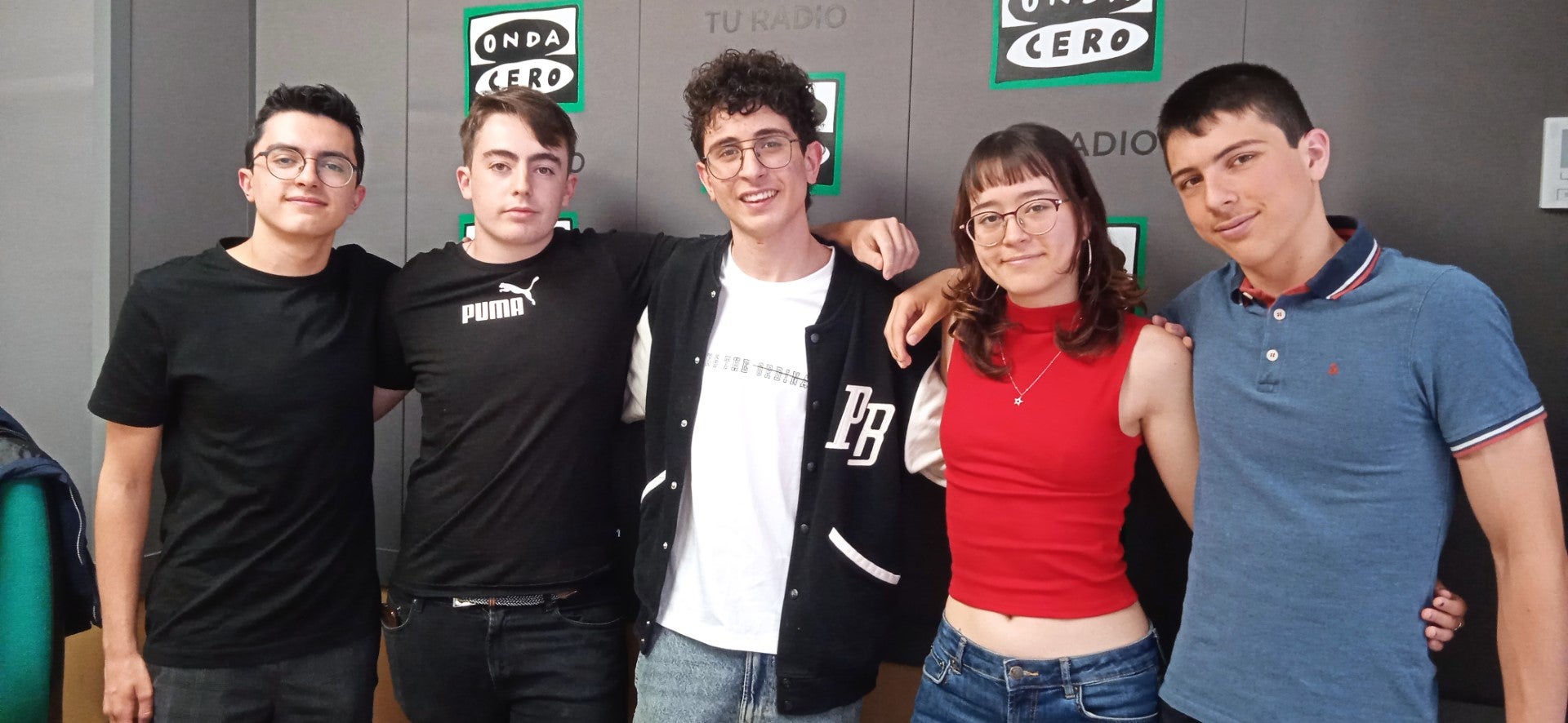 El equipo del IES Victoria Kent de Elche disputará la final de la Lliga de Debat de la Xarxa Vives El equipo del IES Victoria Kent de Elche disputará la final de la Lliga de Debat de la Xarxa Vives