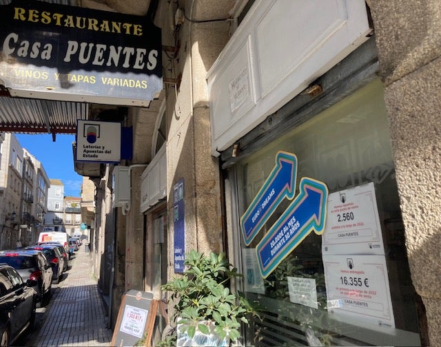 " Ni pensé en la posibilidad de quedarme con el boleto ganador" afirma en Onda Cero Vigo el propietario del mesón Casa Puentes " Ni pensé en la posibilidad de quedarme con el boleto ganador" afirma en Onda Cero Vigo el propietario del mesón Casa Puentes