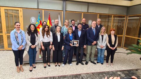 Mar&iacute;a Jos&eacute; San Rom&aacute;n ha recibido el homenaje de la corporaci&oacute;n municipal