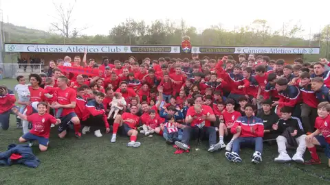 Celebración del ascenso en Cangas de Onís Celebración del ascenso en Cangas de Onís