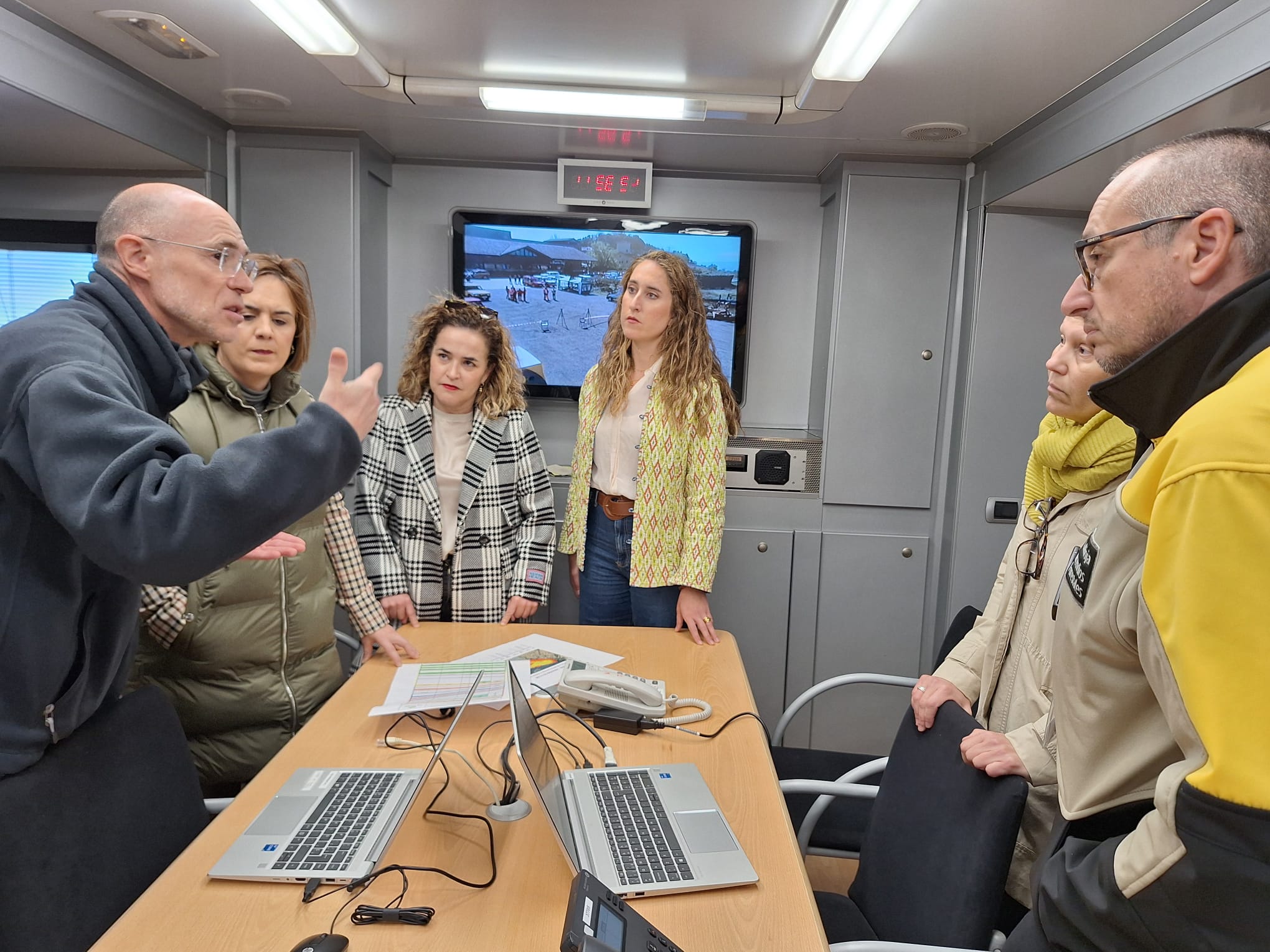 Todos contra el fuego: cómo actuar ante un incendio forestal si afecta a varios territorios como La Rioja, País Vasco y Navarra Todos contra el fuego: cómo actuar ante un incendio forestal si afecta a varios territorios como La Rioja, País Vasco y Navarra
