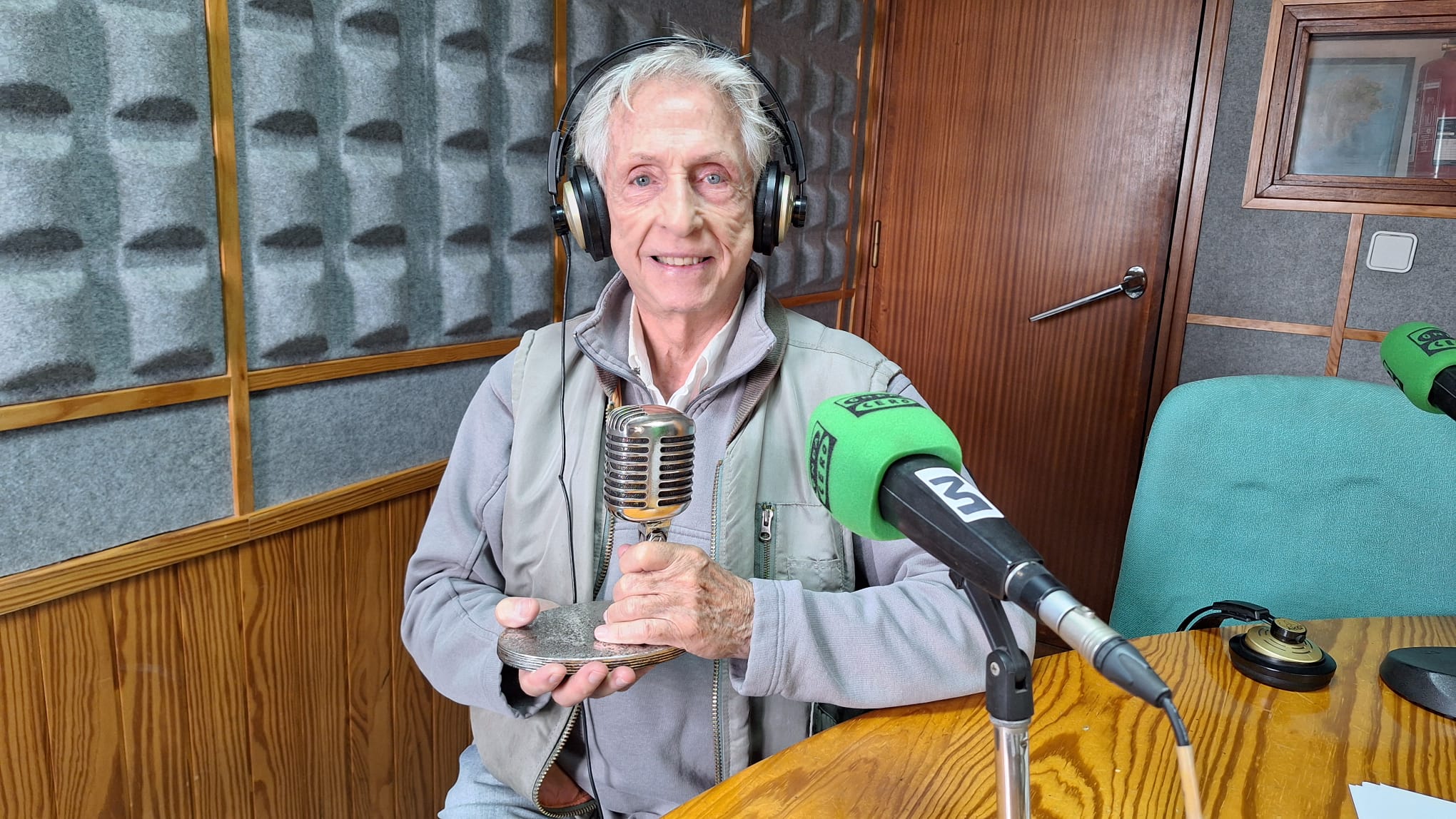 Carlos Martorell. “En los años sesenta en Ibiza todos nos conocíamos y hacías amigos cruzándote con gente por la calle” Carlos Martorell. “En los años sesenta en Ibiza todos nos conocíamos y hacías amigos cruzándote con gente por la calle”