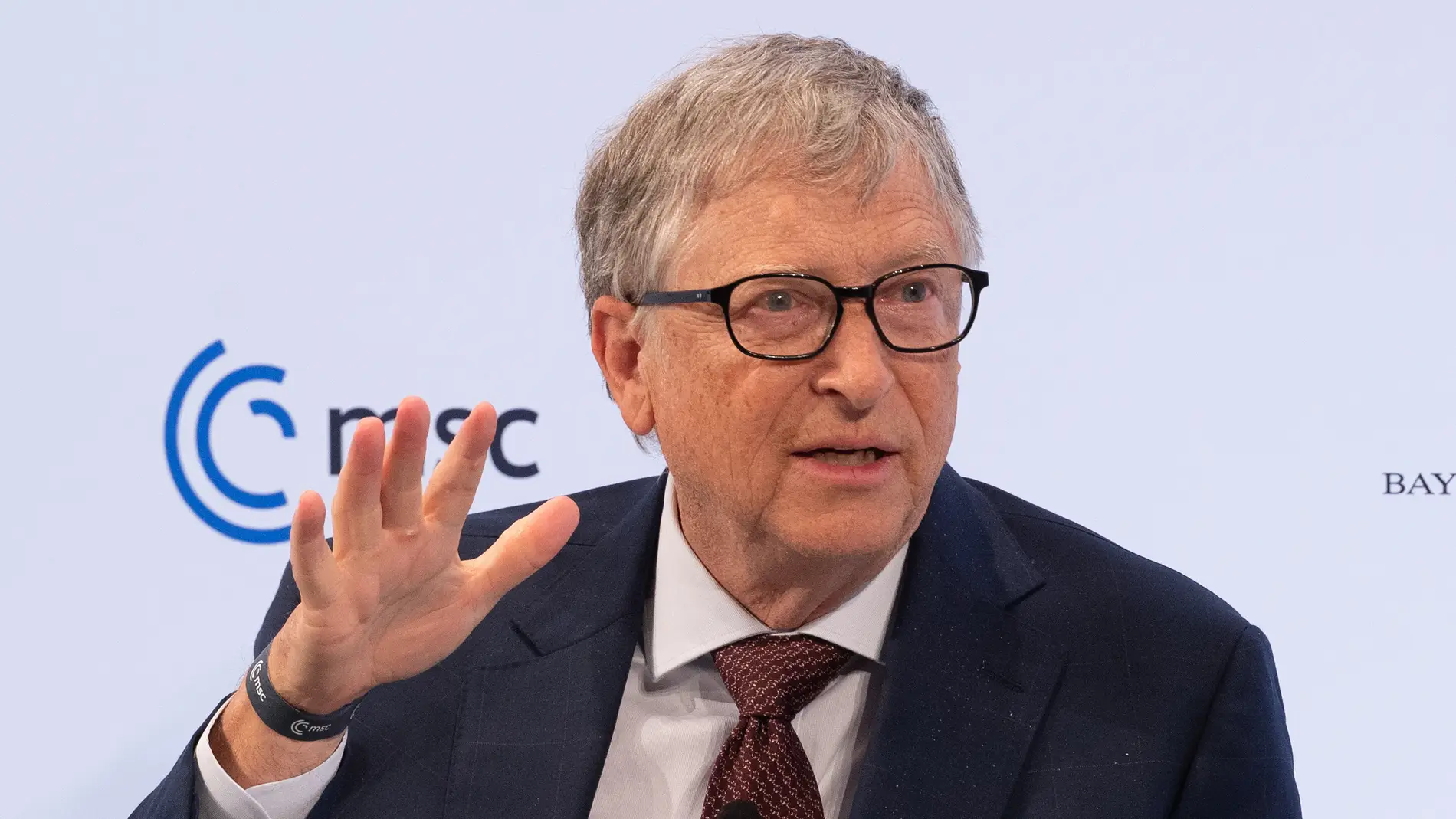 La tajante predicción de Bill Gates: los tres únicos trabajos que sobrevivirán a la Inteligencia Artificial