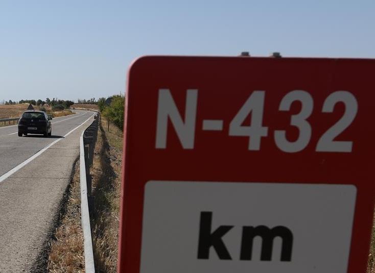 El PSOE de Extremadura reafirma que el Gobierno "mantiene intacto su compromiso" con la conversión de N-432 en autovía El PSOE de Extremadura reafirma que el Gobierno "mantiene intacto su compromiso" con la conversión de N-432 en autovía