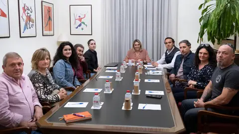 La Diputación sufragará el asesoramiento legal contra las macroplantas fotovoltáicas en la provincia La Diputación sufragará el asesoramiento legal contra las macroplantas fotovoltáicas en la provincia