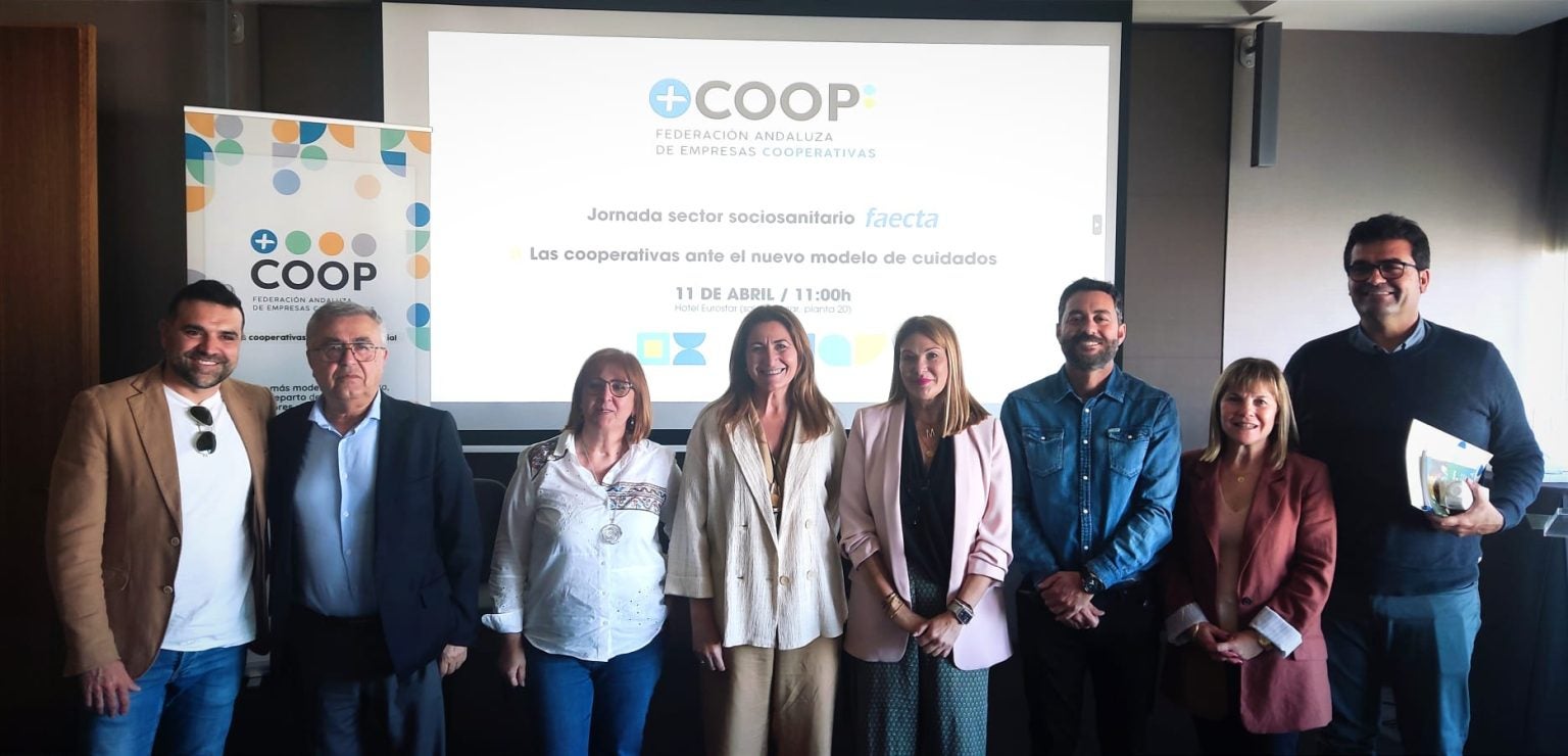 La almeriense María del Mar García ha sido reelegida por unanimidad presidenta del sector sociosanitario de FAECTA La almeriense María del Mar García ha sido reelegida por unanimidad presidenta del sector sociosanitario de FAECTA