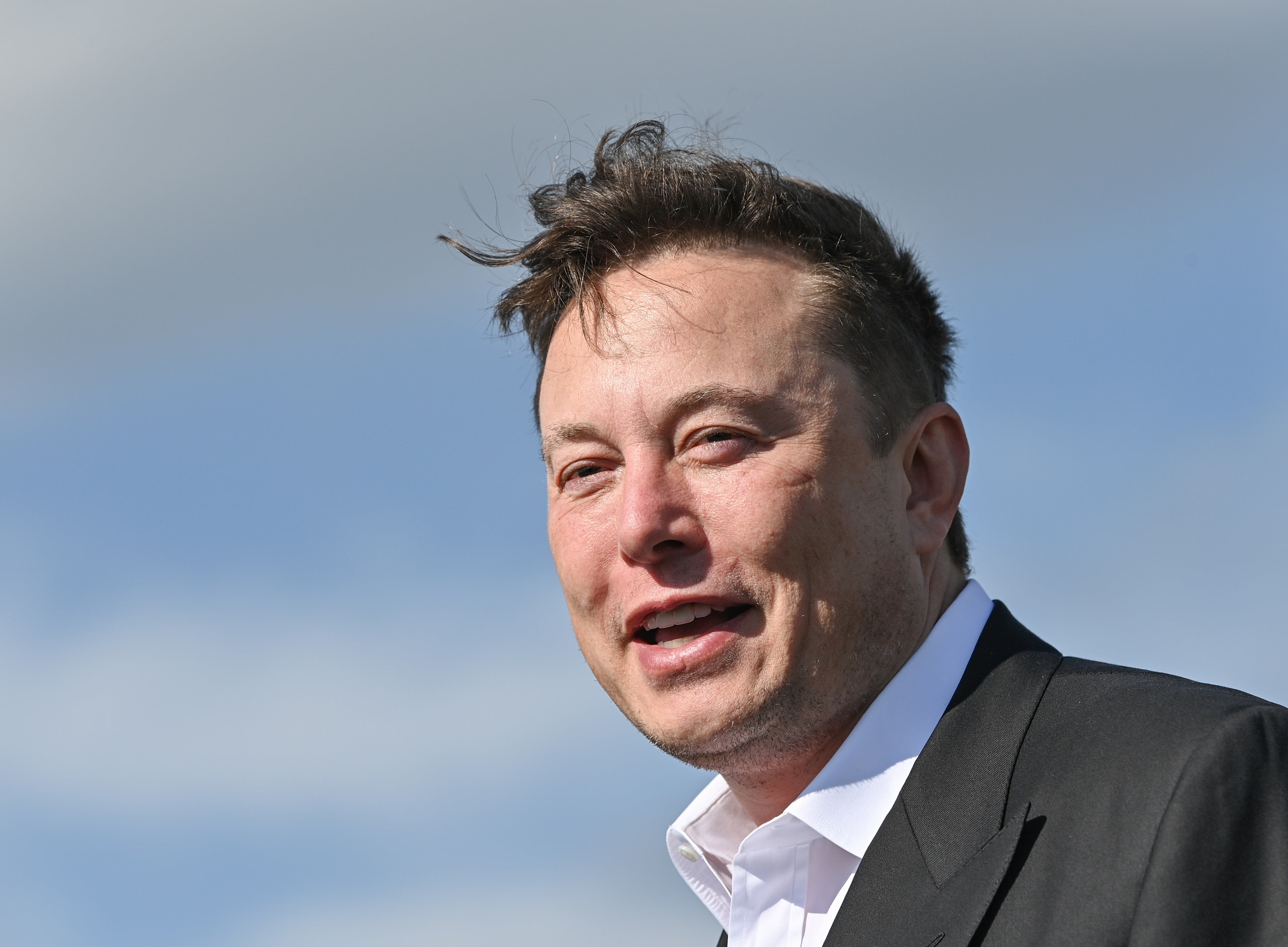 Tesla despedirá alrededor de 14.000 empleados por la "duplicación de roles y funciones laborales" Tesla despedirá alrededor de 14.000 empleados por la "duplicación de roles y funciones laborales"