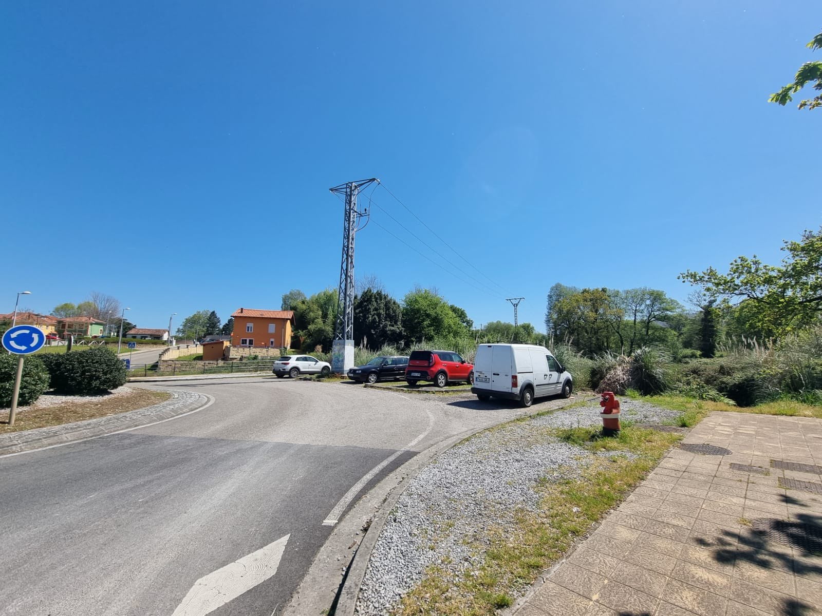 Torrelavega habilitará una parcela municipal en El Valle con 90 plazas de aparcamiento gratuitas Torrelavega habilitará una parcela municipal en El Valle con 90 plazas de aparcamiento gratuitas