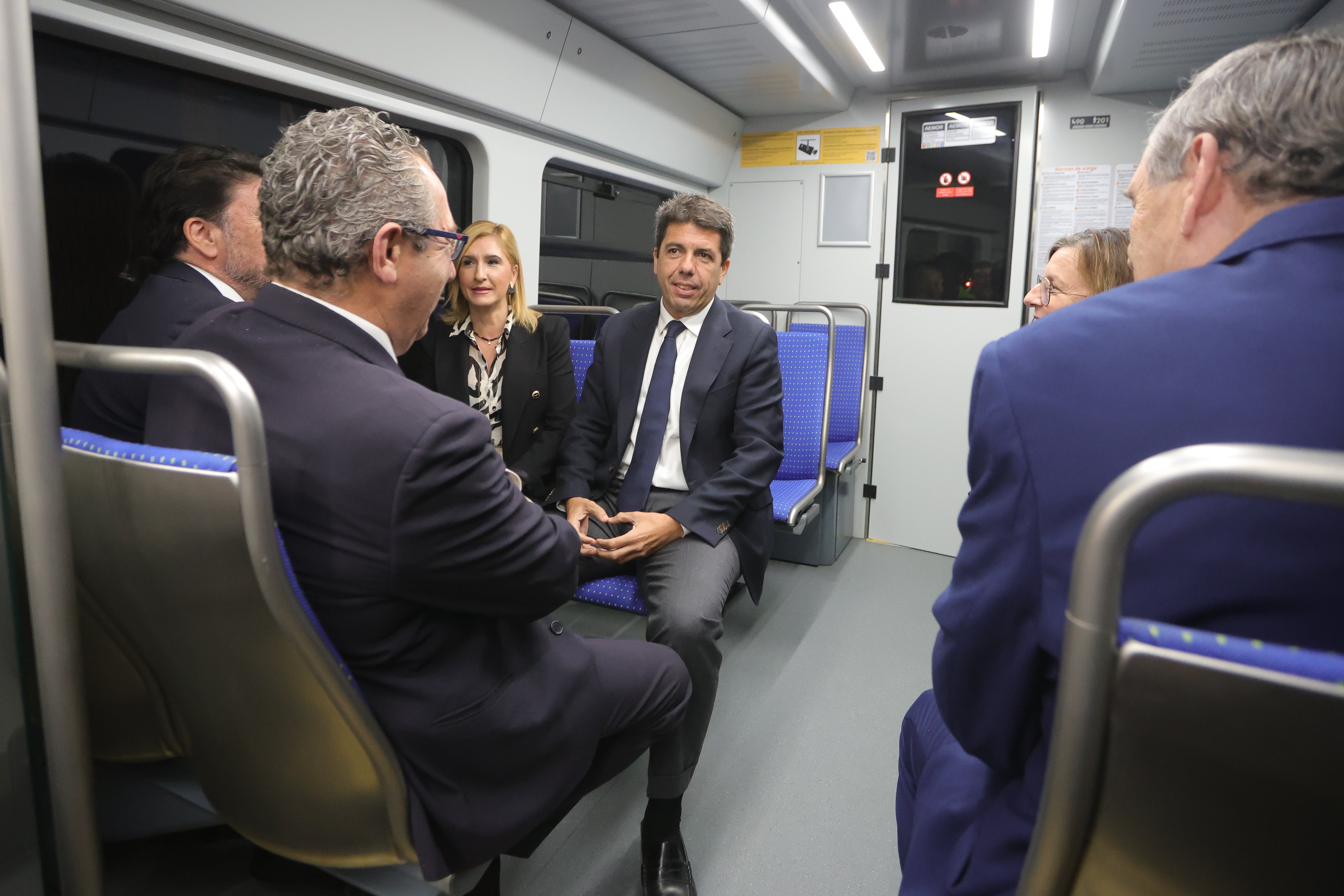 El TRAM de Alicante aumentará el servicio ininterrumpido durante las Hogueras de 2024 El TRAM de Alicante aumentará el servicio ininterrumpido durante las Hogueras de 2024