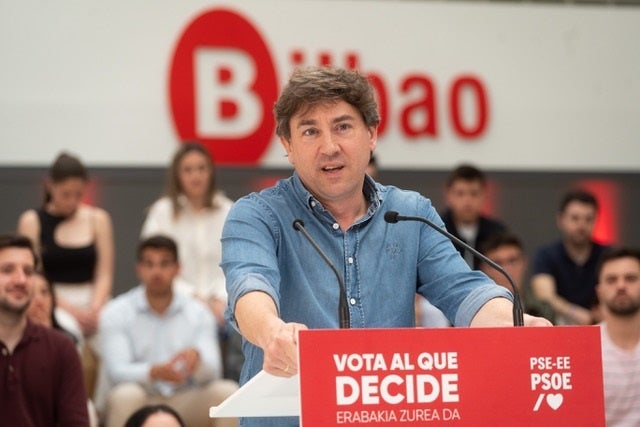 Eneko Andueza: "No voy a facilitar en ningún caso el gobierno de Bildu" Eneko Andueza: "No voy a facilitar en ningún caso el gobierno de Bildu"