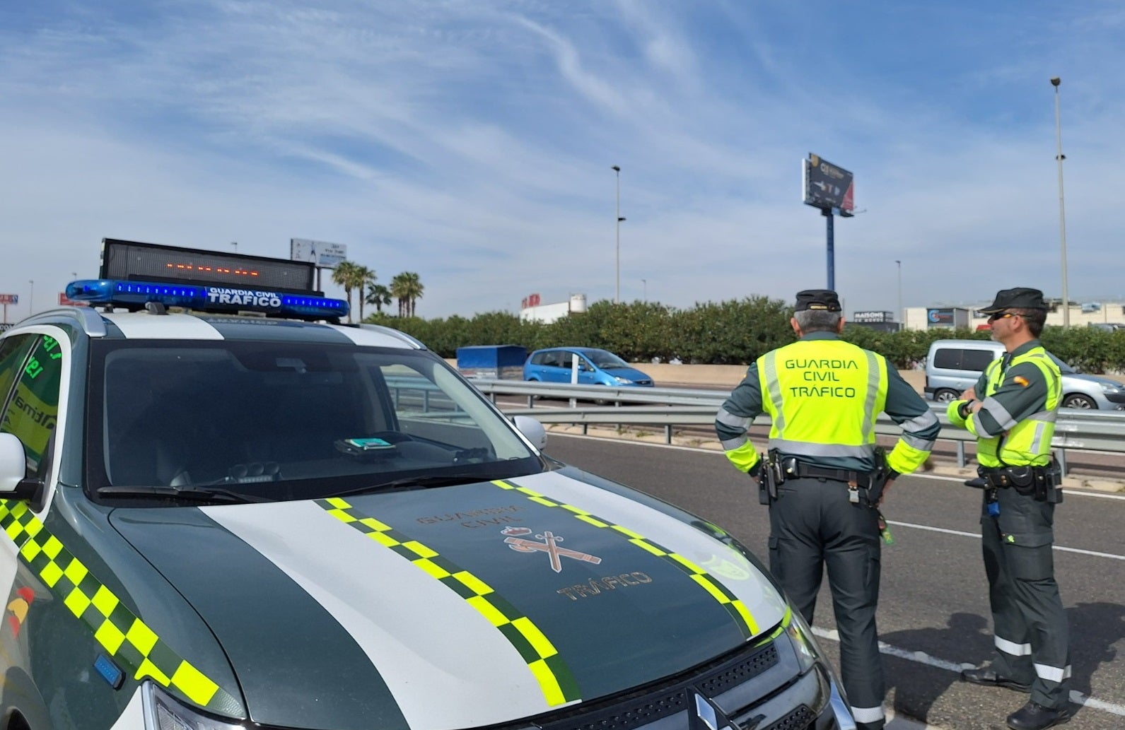 Un conductor es interceptado por séptima vez por conducir sin permiso válido Un conductor es interceptado por séptima vez por conducir sin permiso válido