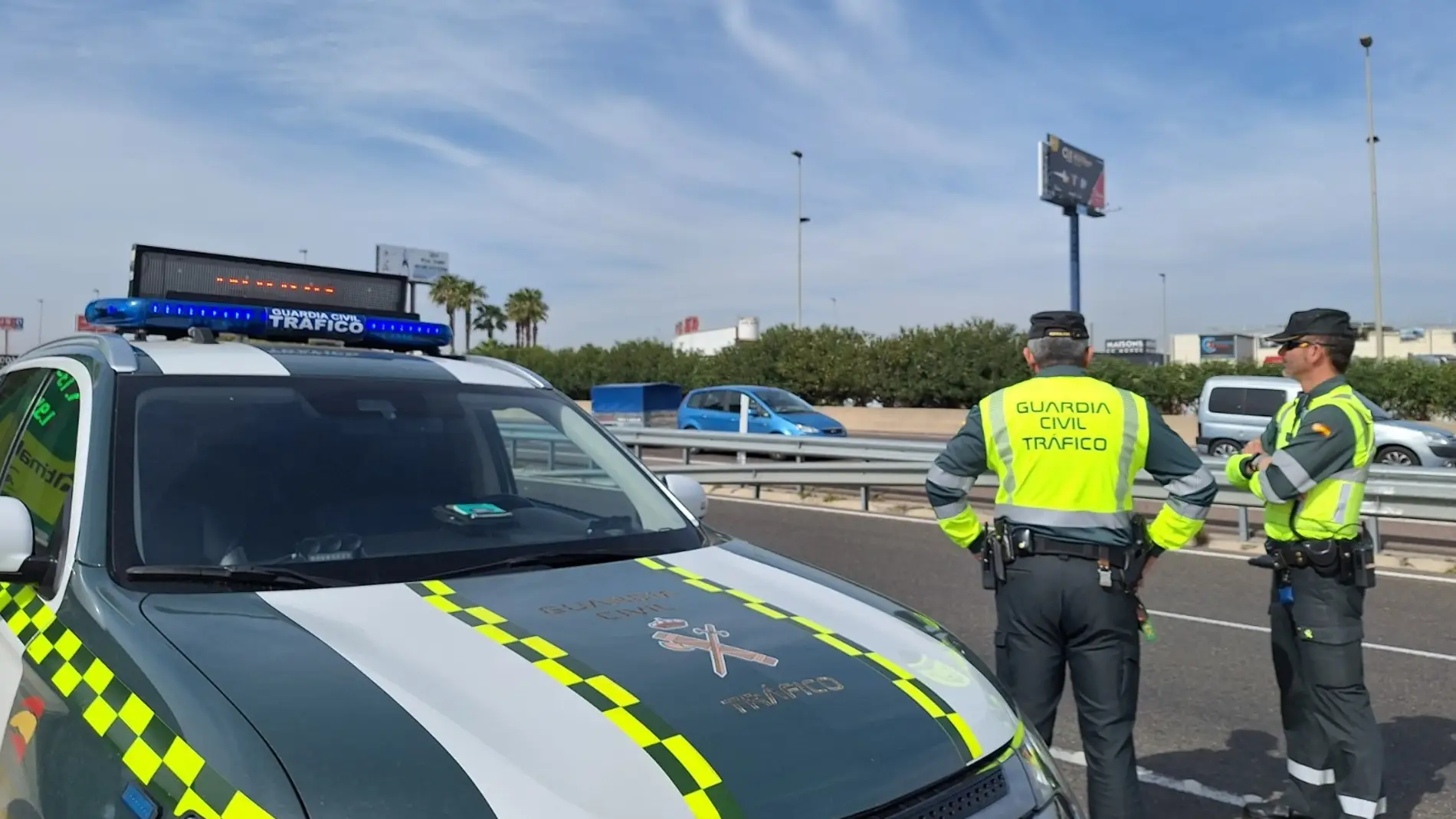 Control de la Guardia Civil de Tráfico en la Autovía V-31, la Pista de Silla de València