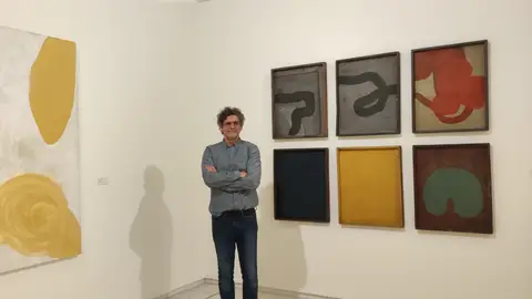 Visita guiada ao Museo O arquivo de Berta Cáccamo e a súa conexión coa traxectoria artística da pintora