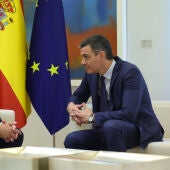 Sánchez pide "contención y diplomacia" en Oriente Medio para evitar "una escalada bélica que nos lleve al abismo"