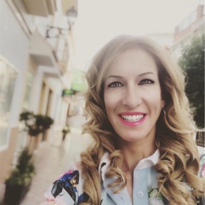 Hoy en Mujeres Líderes hablamos con la directora de la ONCE en la provincia de Cáceres, María Isabel Góngora Díaz Hoy en Mujeres Líderes hablamos con la directora de la ONCE en la provincia de Cáceres, María Isabel Góngora Díaz